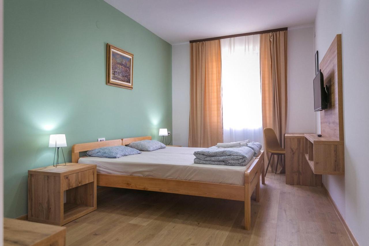 Apartamento Zoe Pirot Exterior foto