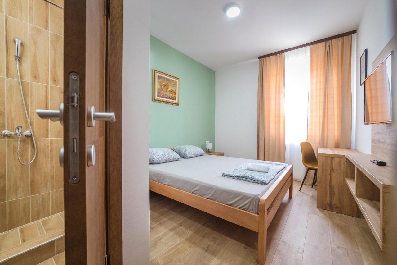 Apartamento Zoe Pirot Exterior foto