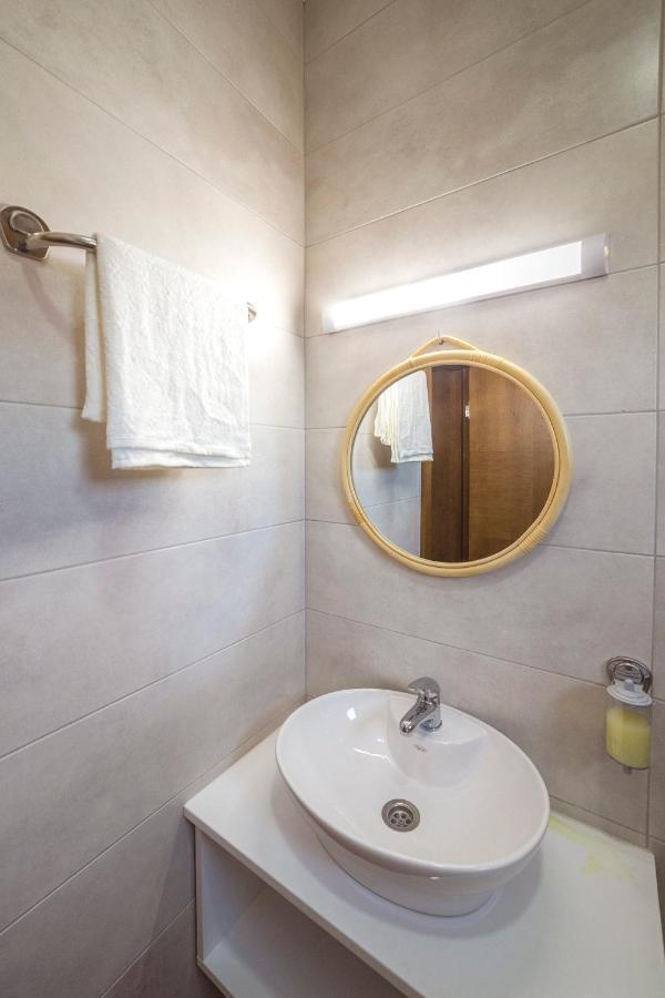 Apartamento Zoe Pirot Exterior foto