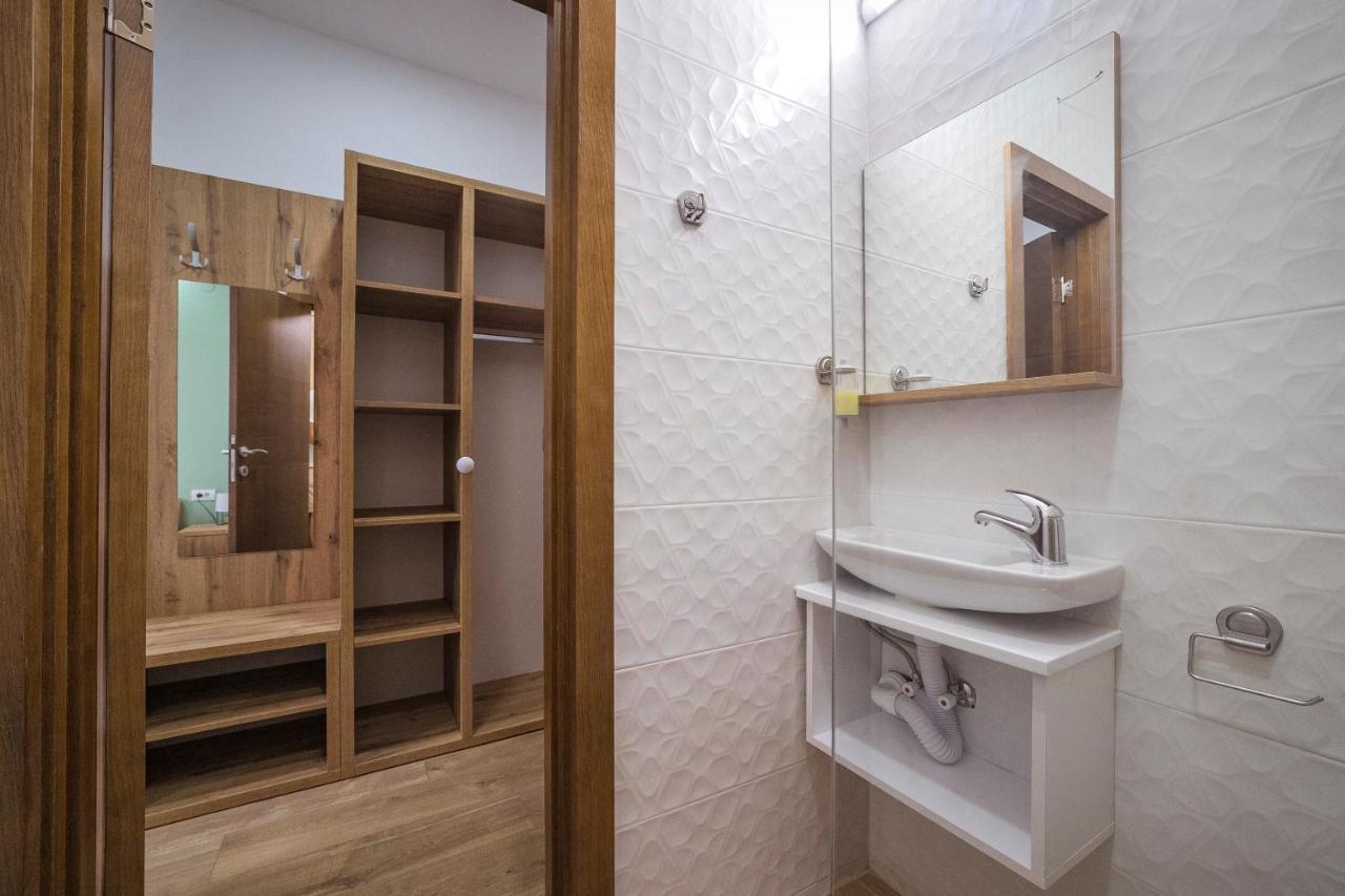 Apartamento Zoe Pirot Exterior foto